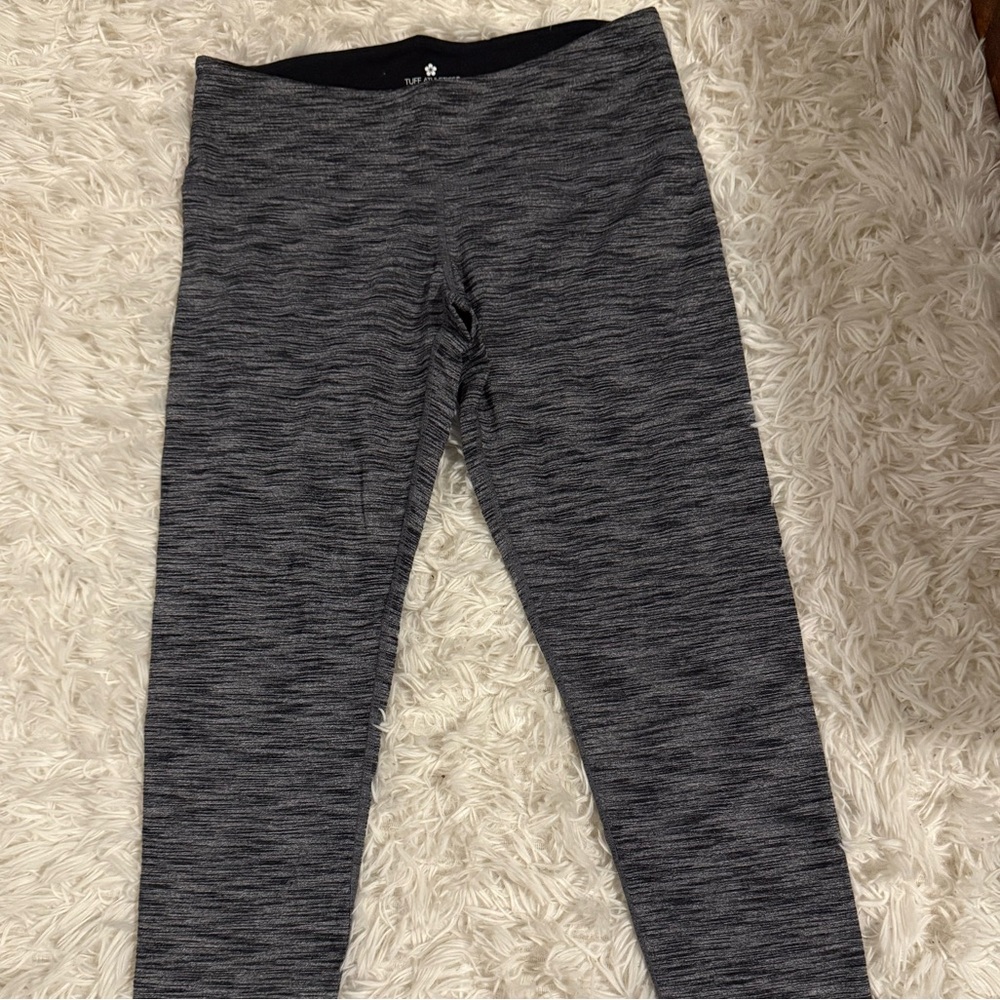 Grey athletic leggings